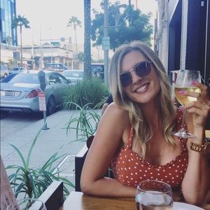 Meet your Posher, Angie